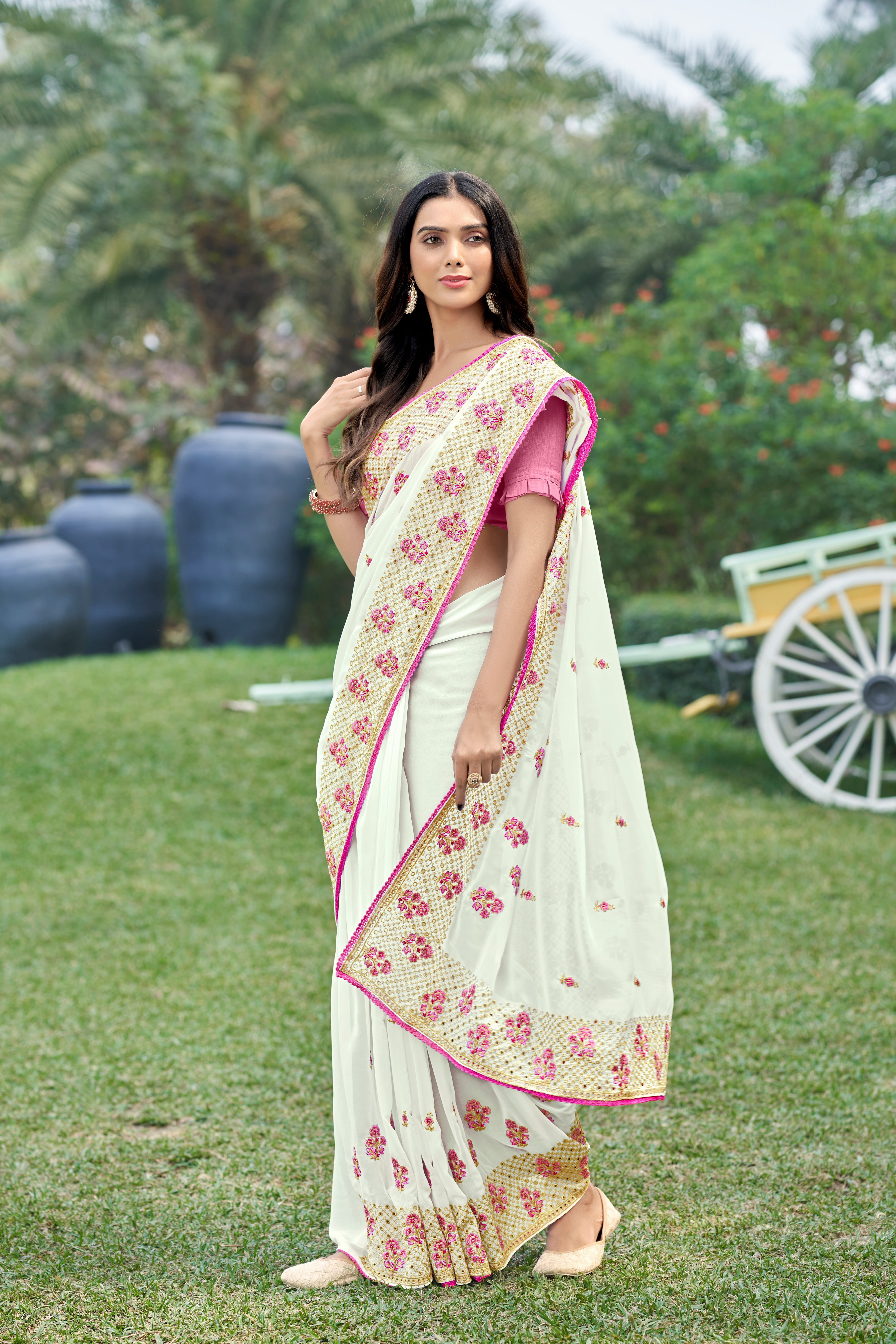 Designer Saree : White georgette heavy thread work designer ...