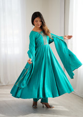 A twirl of teal, a touch of tradition