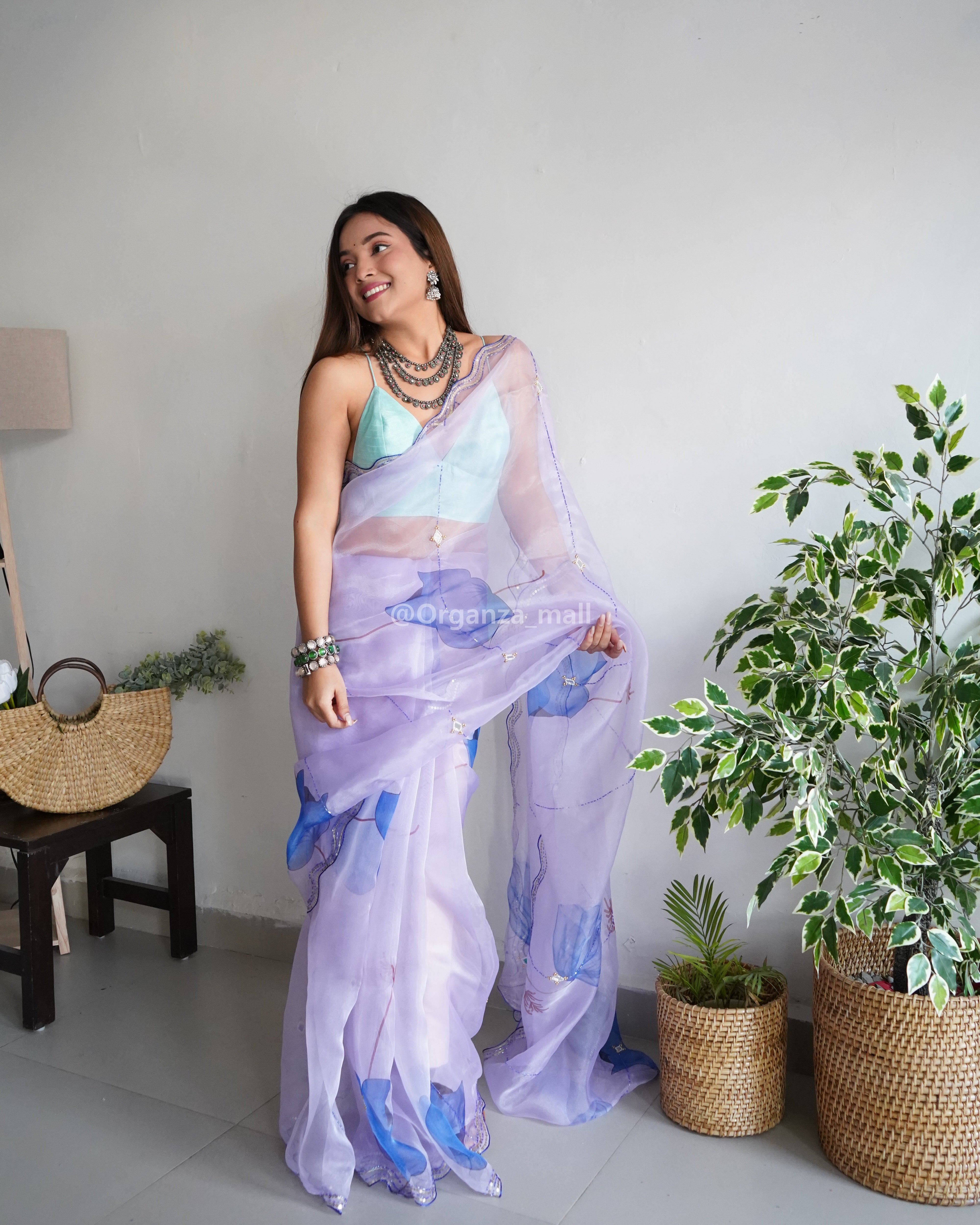 Dusty-Lavender Leaf Pattern Zari Embroidered Pure Viscose Tissue Jacquard  Saree with Floral Border | Exotic India Art