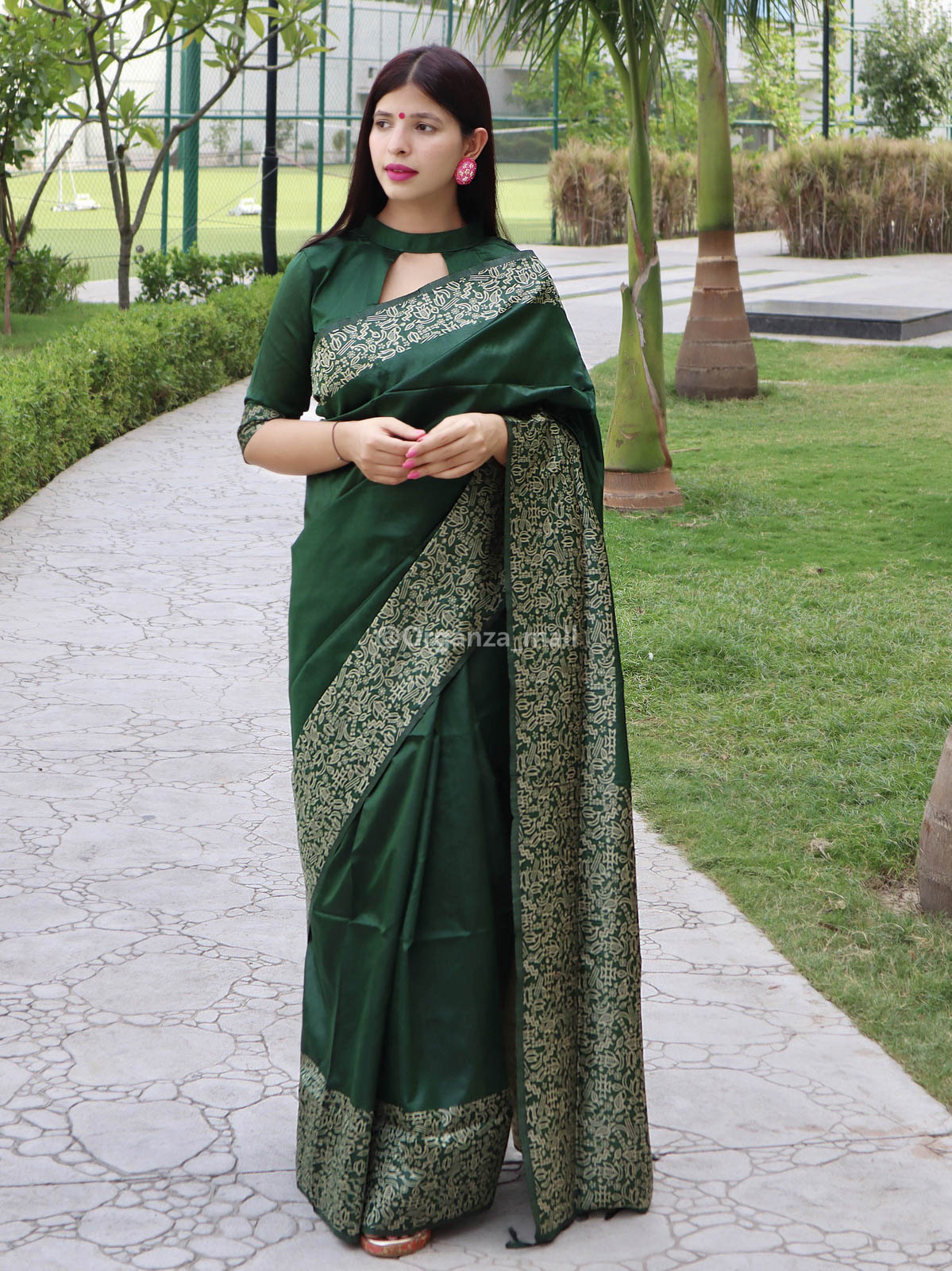 Adorned handloom rich pallu banarasi raw silk forest green saree