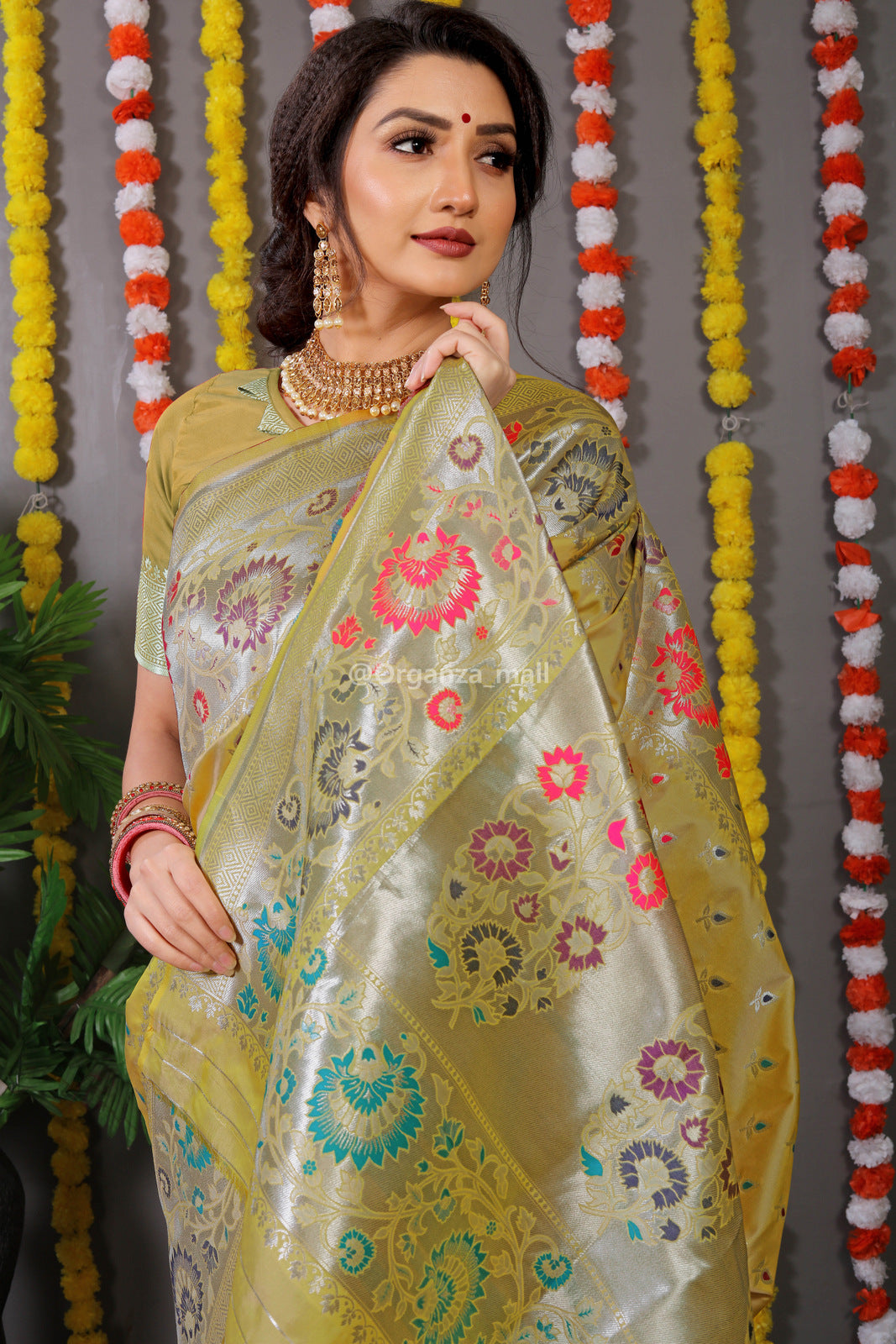 Royal Looking Golden Colour Banarasi Saree - Etsy