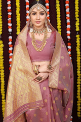 Aristocratic Rouge Pink Heavy Banarasi Saree