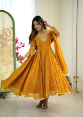 Get Your Perfect Twirl In This Mustard Glow Anarkali