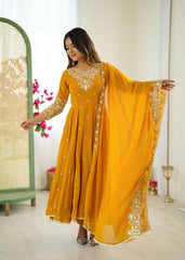 Get Your Perfect Twirl In This Mustard Glow Anarkali