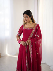 Where Floral Embroidery Meets The Rani Pink Dream Anarkali