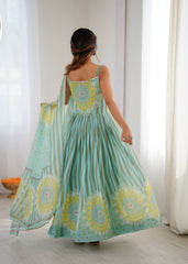 When comfort meets dreamy pastel glam