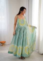 When comfort meets dreamy pastel glam