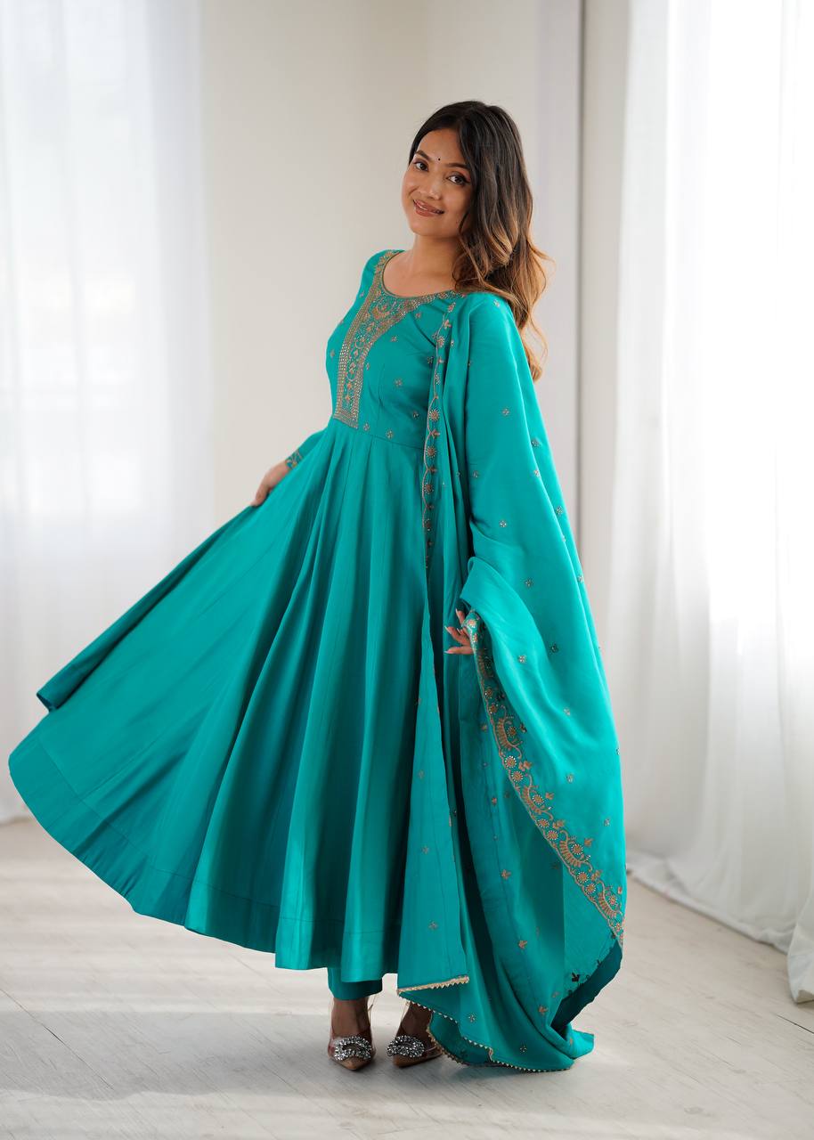 A twirl of teal, a touch of tradition